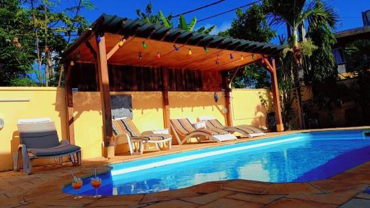 Jolie Villa Santa Avec Piscine Пуант-о-Пиман Экстерьер фото